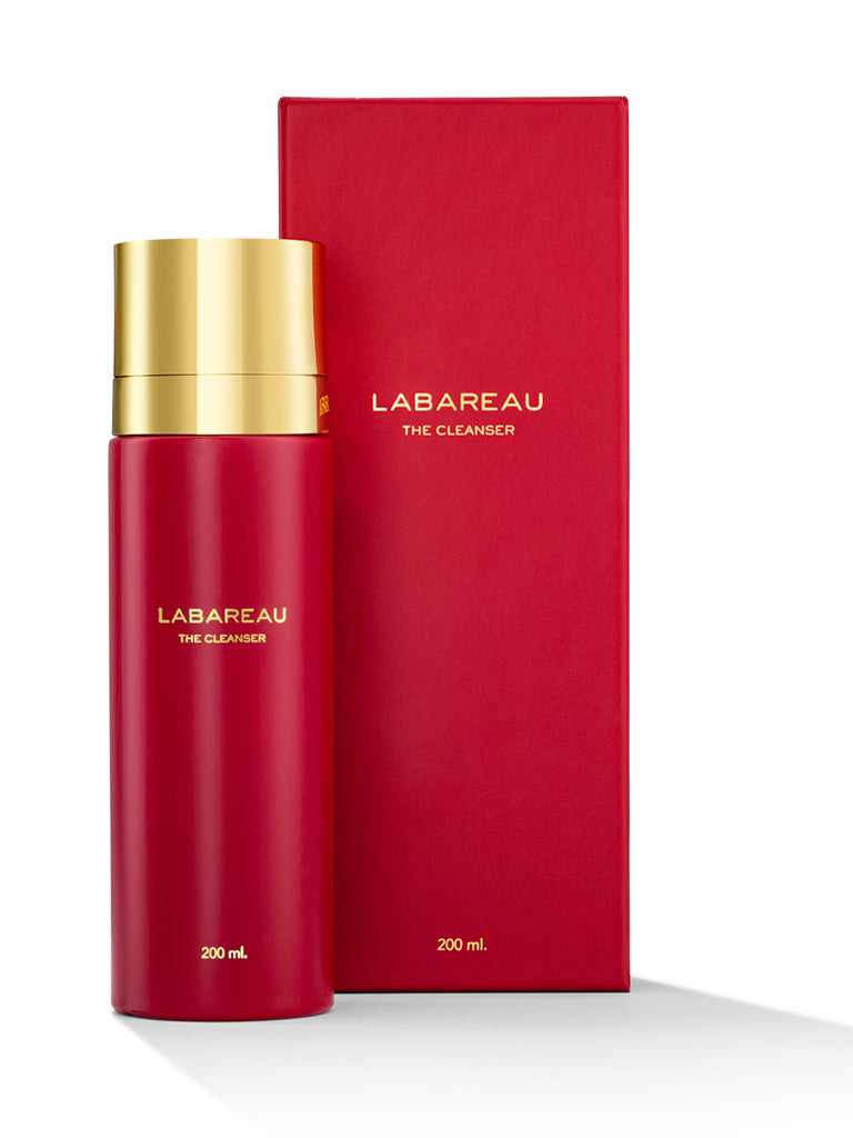 The Labareau Cleanser provides a clean and hydrated base for an even skin tone.