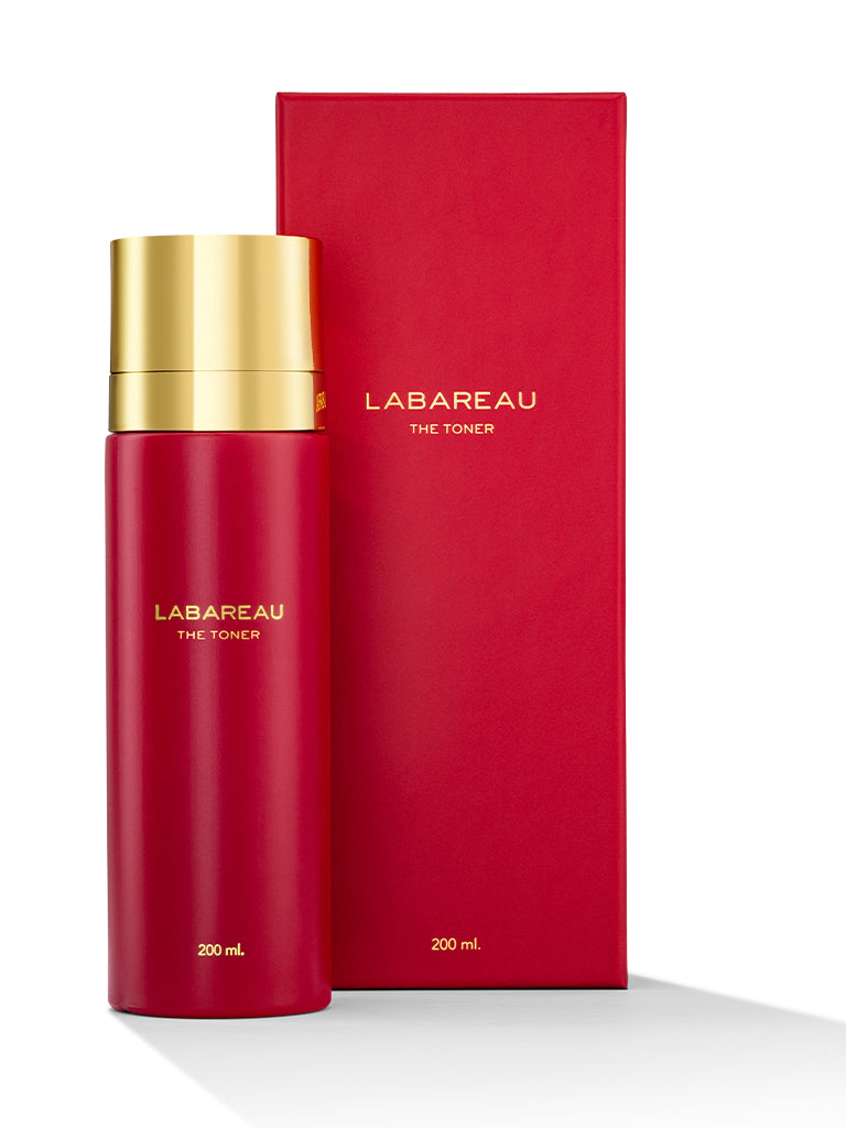 The Labareau Toner softens the skin and prepares the skin for all further steps in the skincare routine